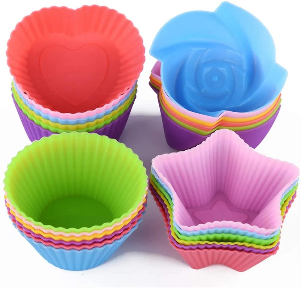 06 Pcs Reusable Multicolor Silicone Baking Muffin Cupcake Molds
