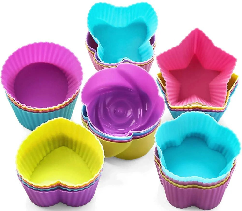 06 Pcs Reusable Multicolor Silicone Baking Muffin Cupcake Molds